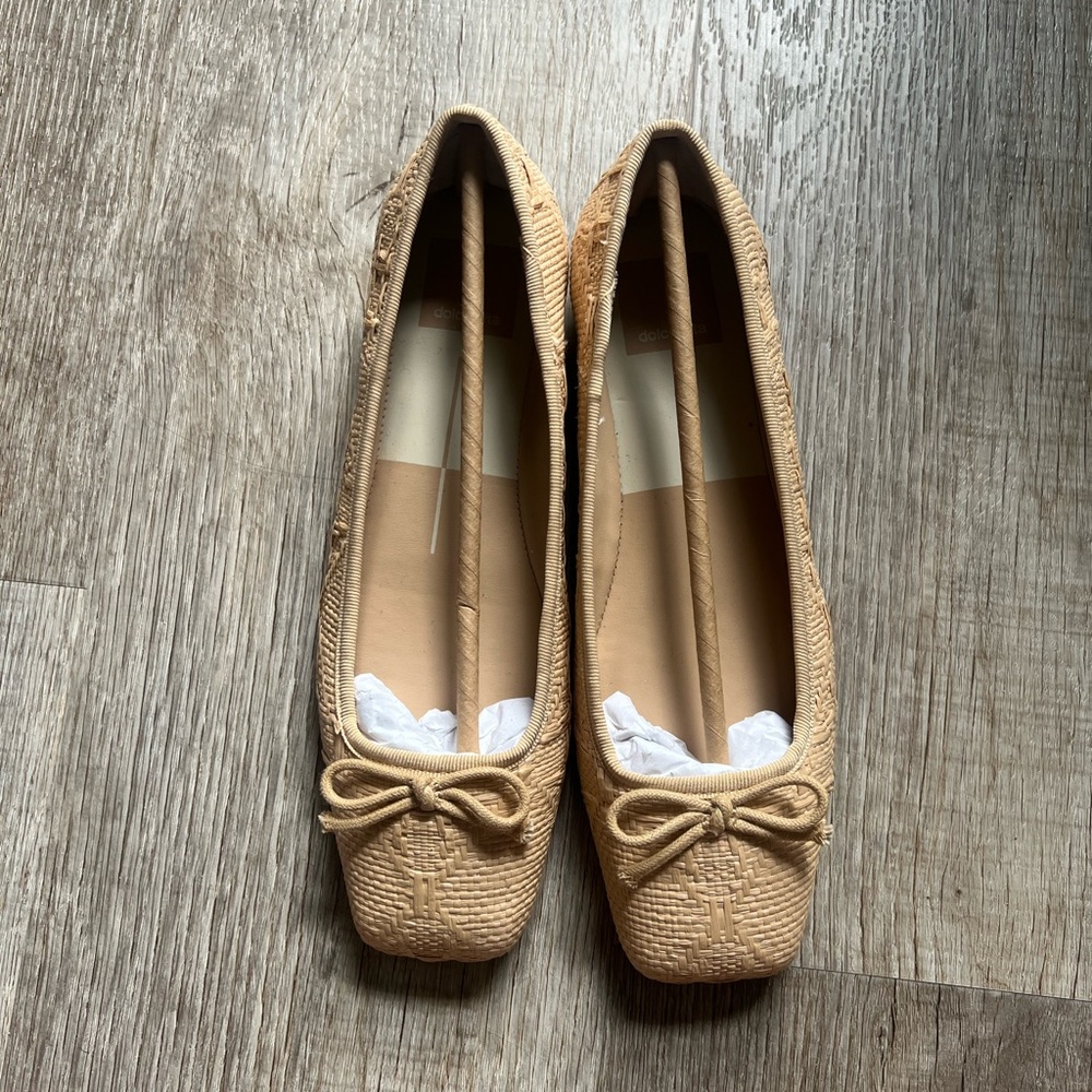 Dolce Vita Anisa Woven Ballet Flats in Natural